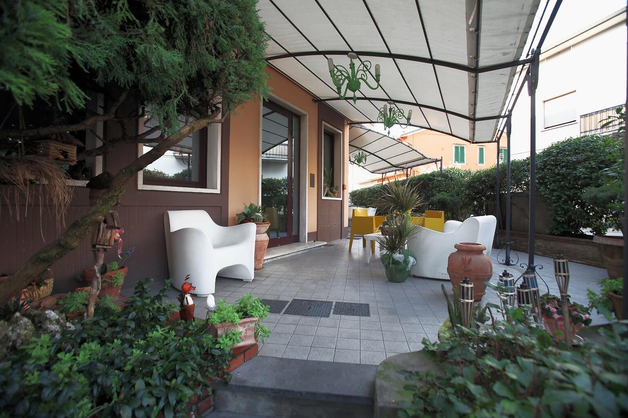 Hotel Alexandra Vinci Exterior foto